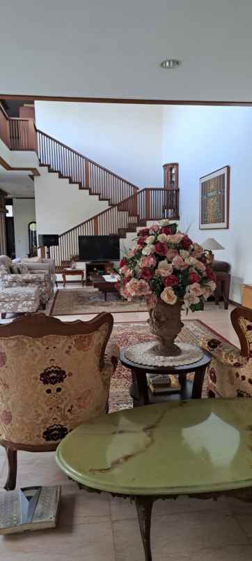 dijual rumah dago raya bandung utara