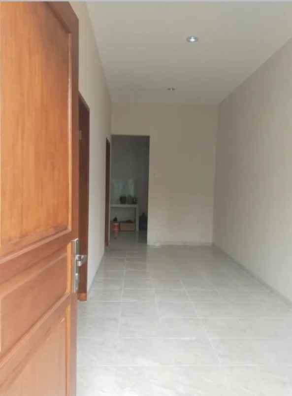 dijual rumah dan kontrakan 2 pintu di pondok ranji