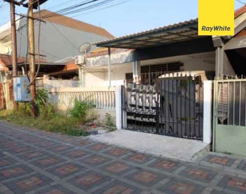 dijual rumah darmo baru barat