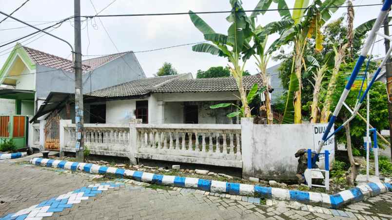dijual rumah deltasari indah waru