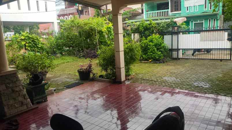 dijual rumah di bintaro pesanggrahan jakarta selatan