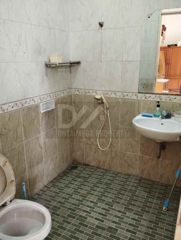 dijual rumah di bsd city