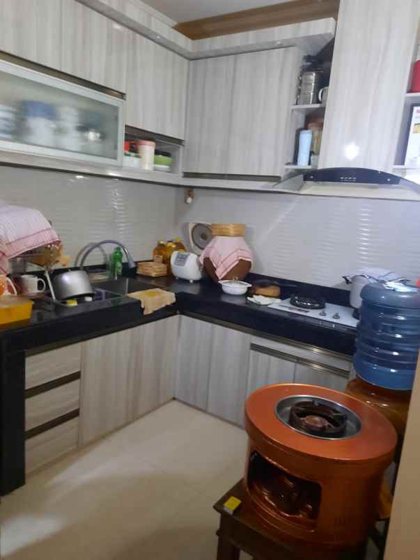 dijual rumah di kelapa gading