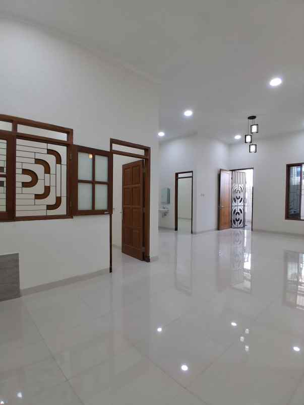 dijual rumah di nawang wulan indraprastha semarang