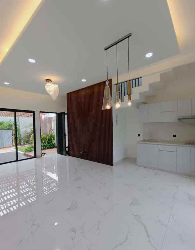 dijual rumah di pesanggrahan jakarta selatan