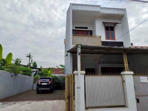 dijual rumah di tengah kota cimahi