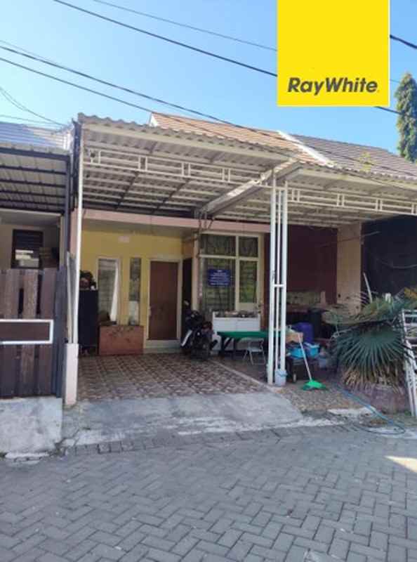 dijual rumah diamond regency