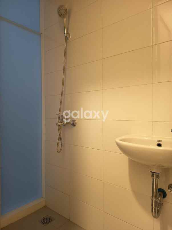 dijual rumah dian istana