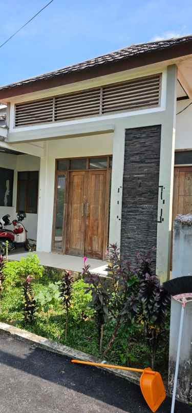 dijual rumah dijual rumah di jl danau