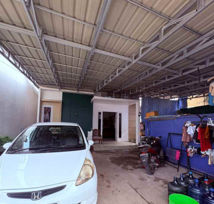 dijual rumah dijual rumah di jl parit