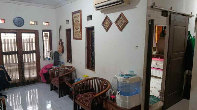 dijual rumah dijual rumah di kav gand
