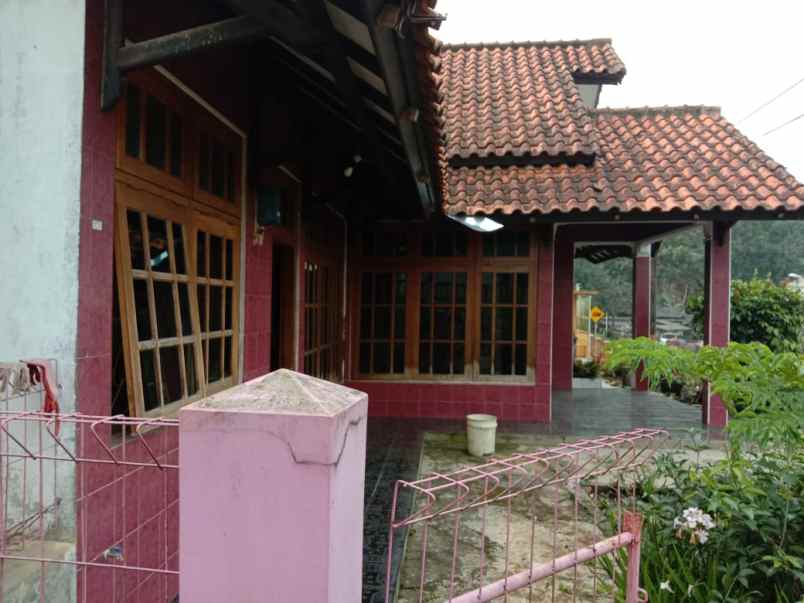 dijual rumah dijual rumah di samping