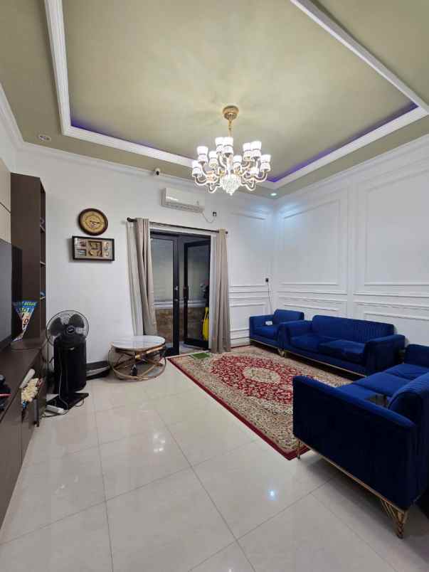 dijual rumah duren sawit jakarta timur