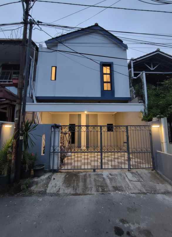 dijual rumah duren sawit jaktim