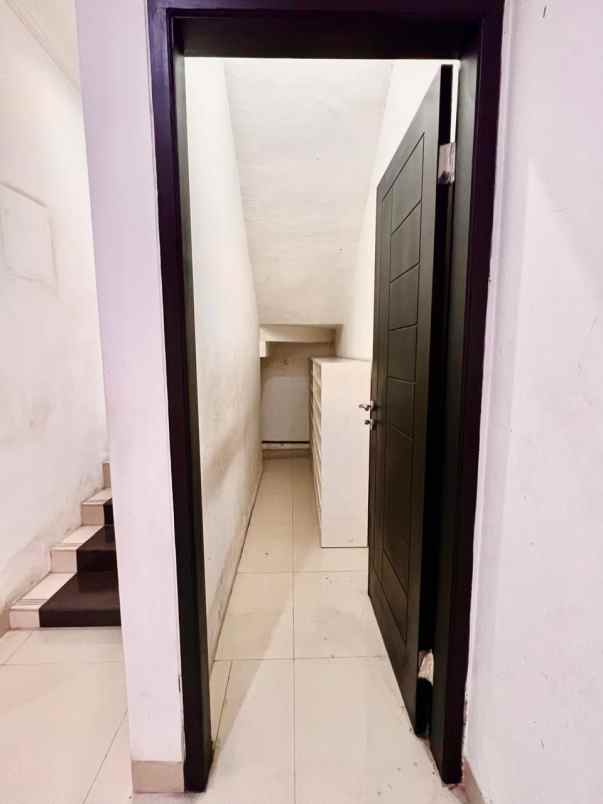 dijual rumah gading viera pisangan timur