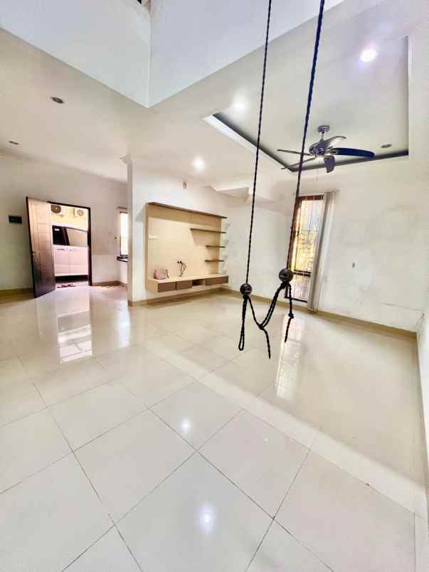 dijual rumah gading viera pisangan timur