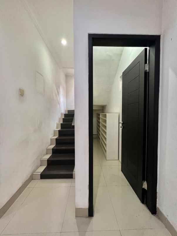 dijual rumah gading viera pisangan timur