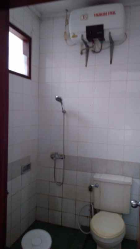 dijual rumah galaxy