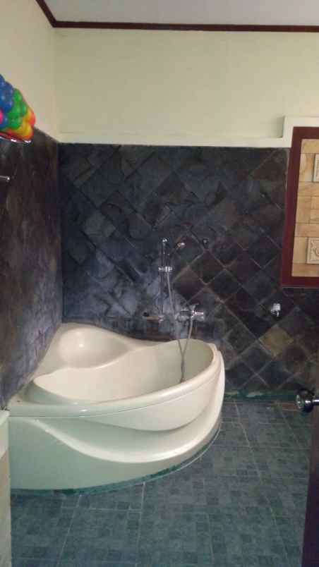 dijual rumah galaxy