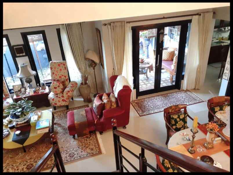 dijual rumah gegerkalong