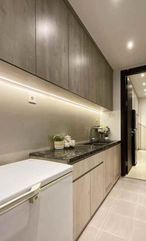 dijual rumah graha natura lontar kec