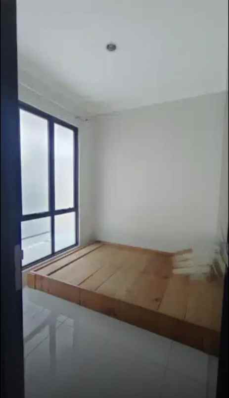 dijual rumah graha raya bintaro