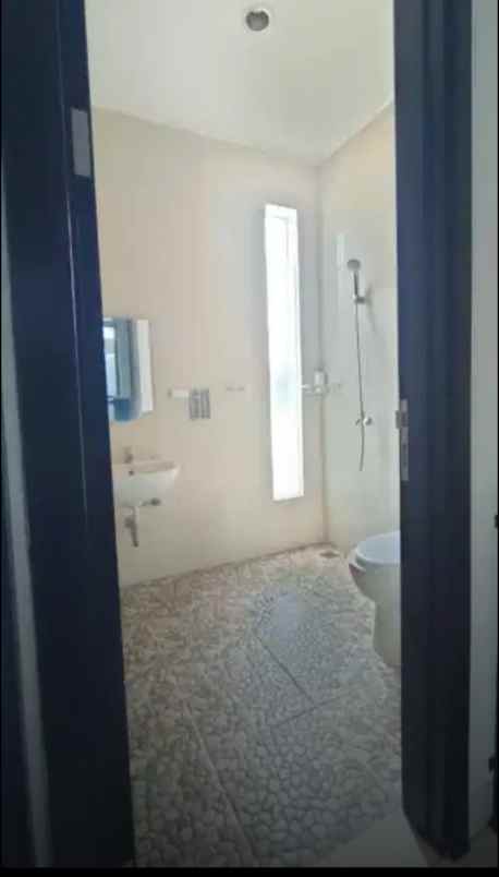 dijual rumah graha raya bintaro