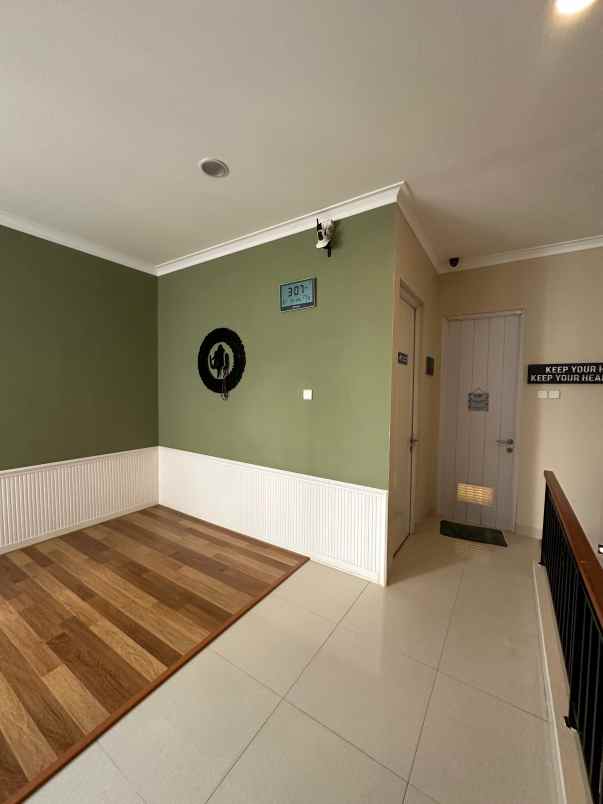 dijual rumah grand wisata cluster