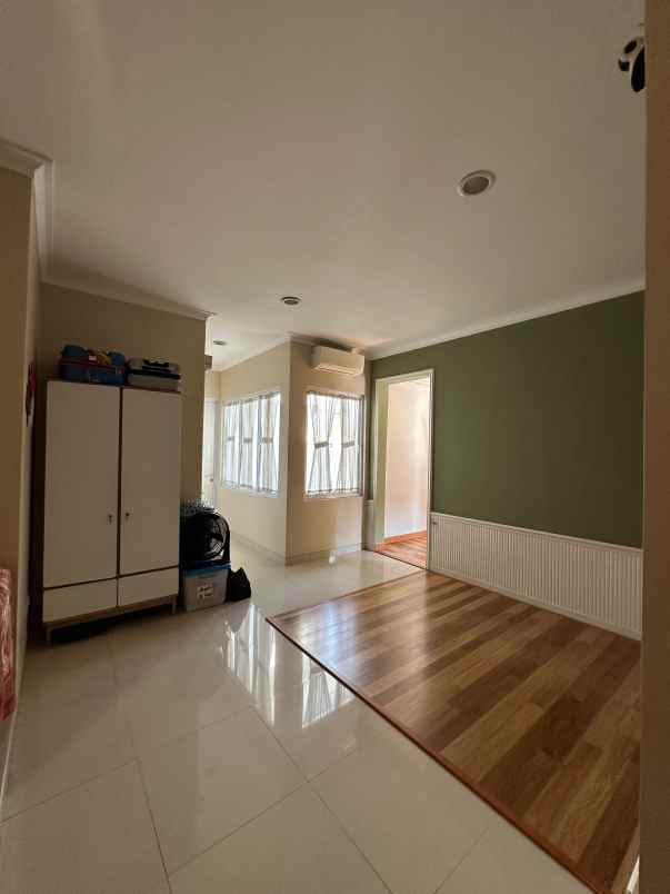 dijual rumah grand wisata cluster