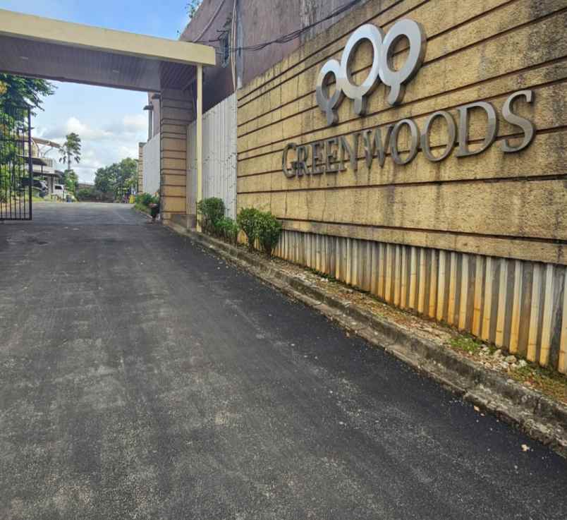 dijual rumah greenwoods pamulang 8 jl