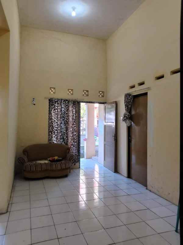 dijual rumah griya benowo indah