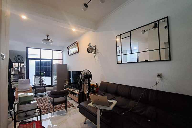 dijual rumah griya harapan permai kota