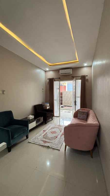 dijual rumah griya lestari