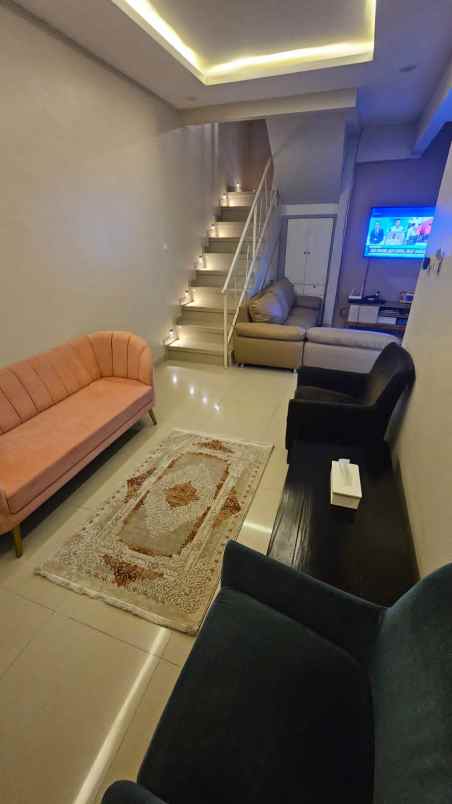 dijual rumah griya lestari