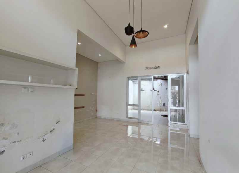 dijual rumah harapan indah