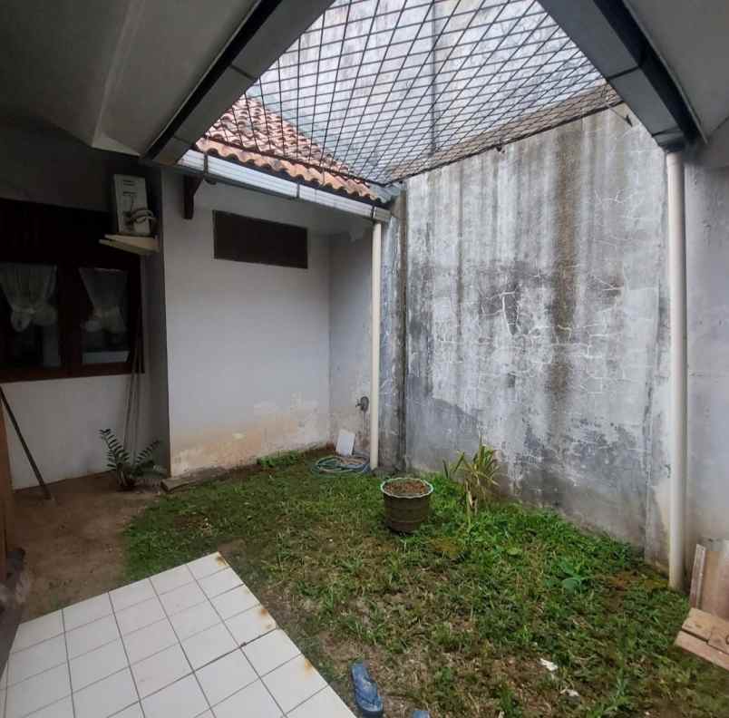 dijual rumah harga bagus di kemang pratama bekasi