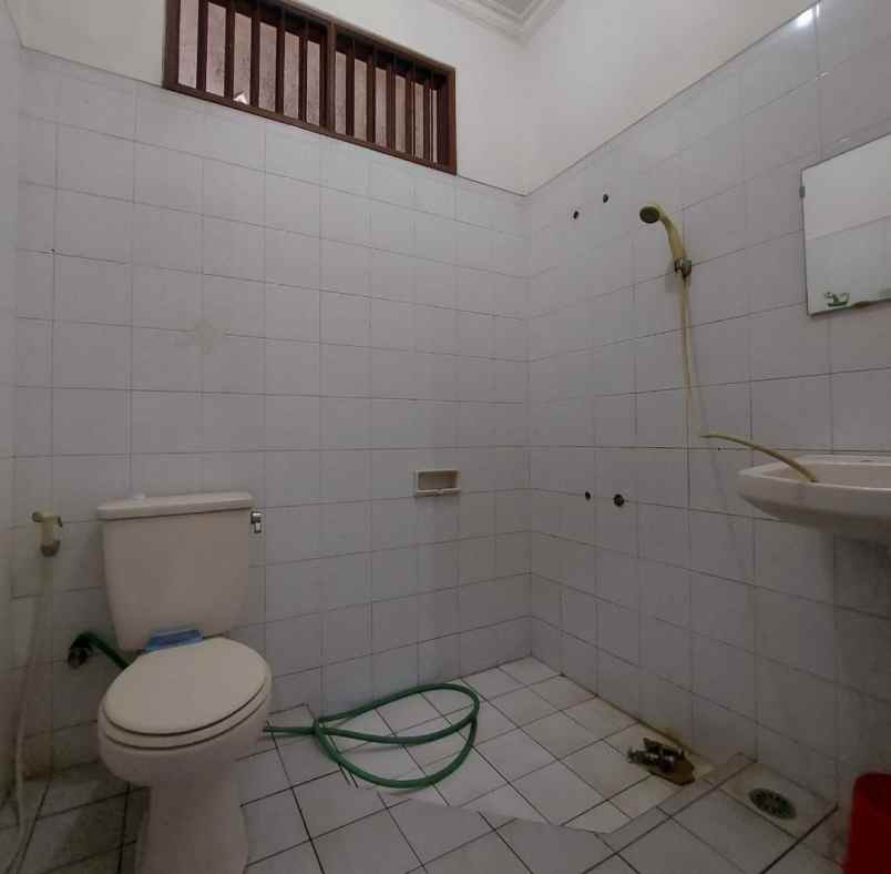 dijual rumah harga bagus di kemang pratama bekasi