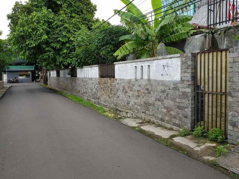 dijual rumah hook strategis cempaka putih timur