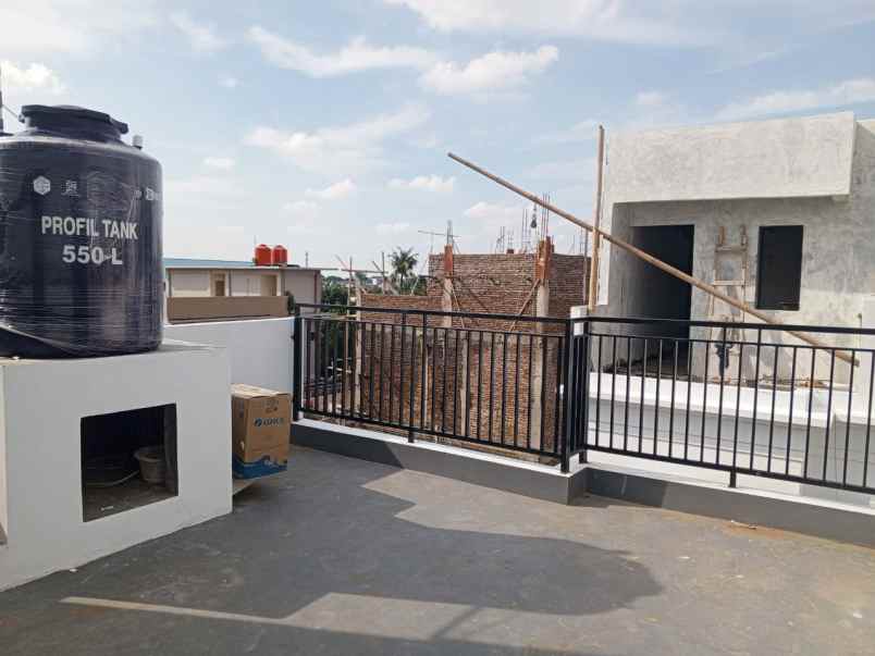 dijual rumah jagakarsa