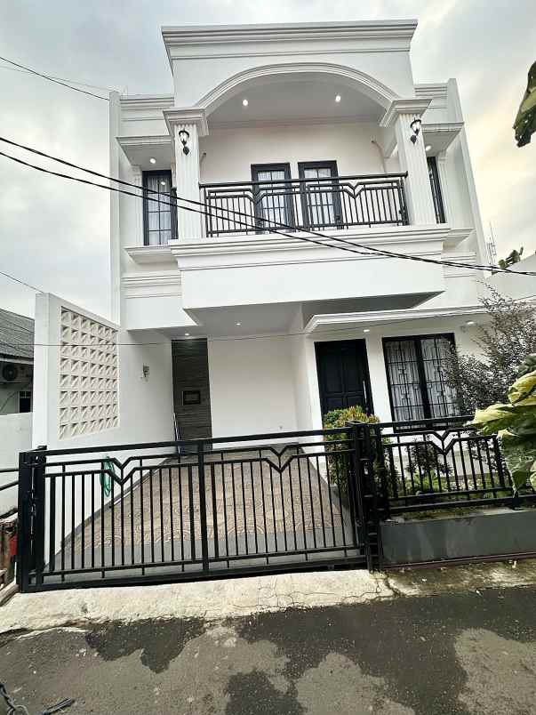 dijual rumah jagakarsa jakarta selatan