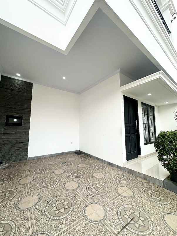 dijual rumah jagakarsa jakarta selatan
