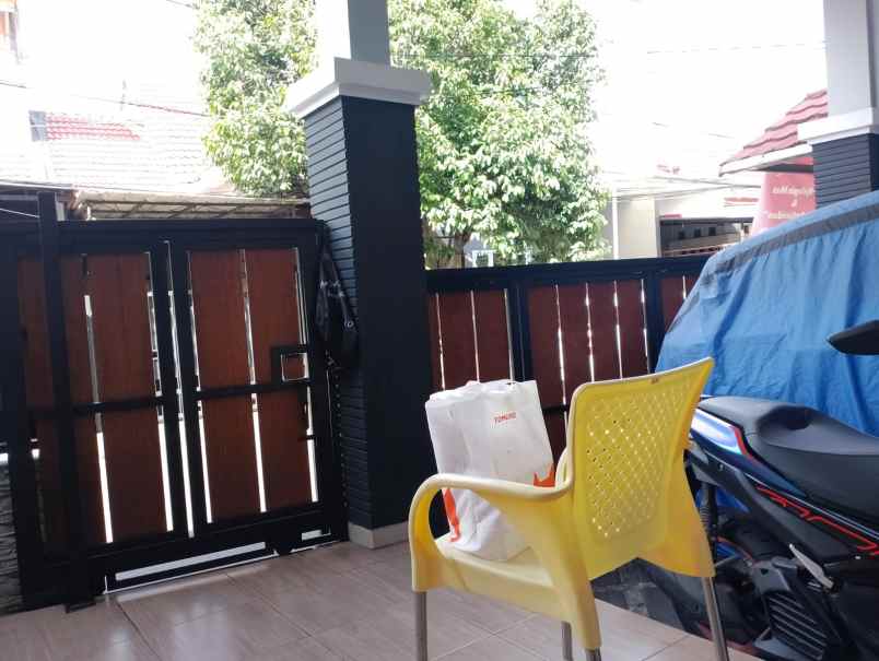 dijual rumah jakasetia