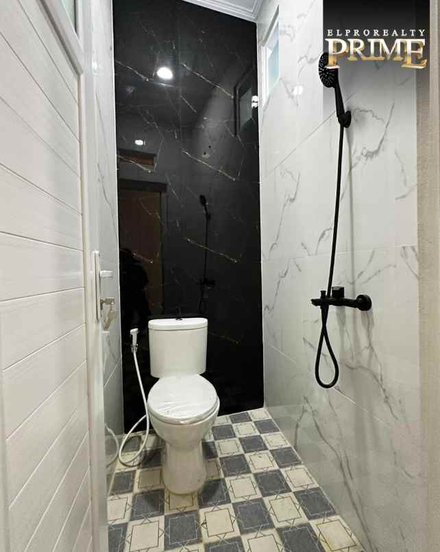 dijual rumah jalan durian jagakarsa