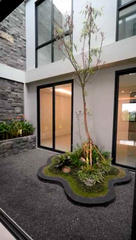 dijual rumah jalan greenwood citraland