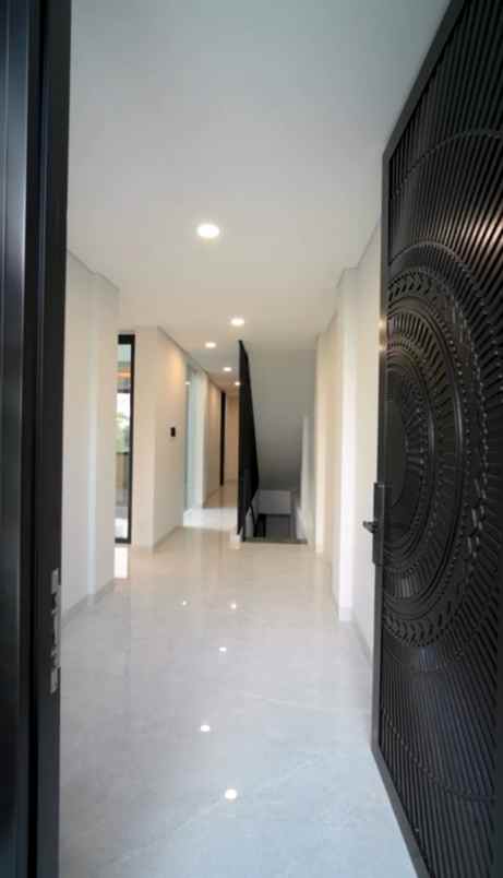 dijual rumah jalan greenwood citraland