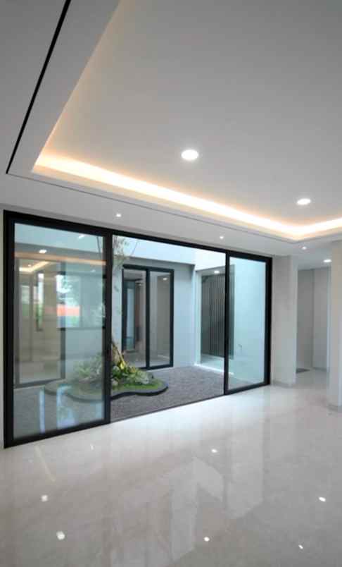 dijual rumah jalan greenwood citraland