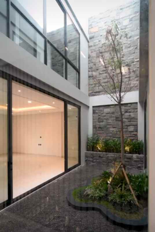 dijual rumah jalan greenwood citraland