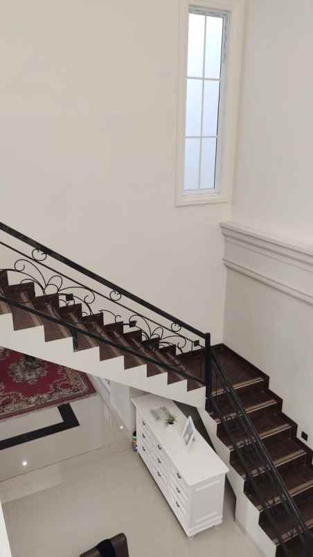 dijual rumah jalan harapan mulya