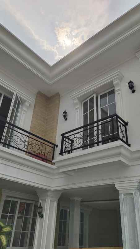 dijual rumah jalan harapan mulya