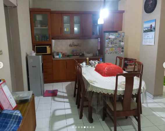 dijual rumah jalan kebon jeruk jakarta